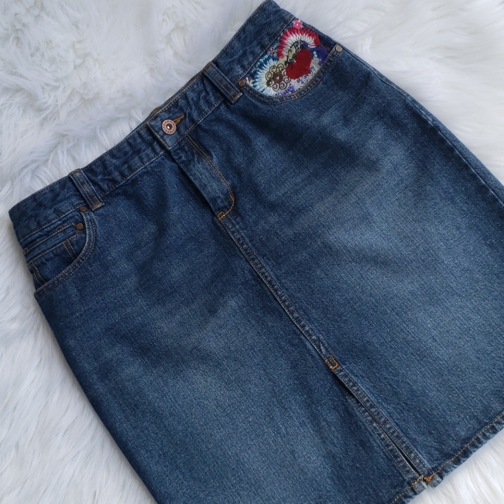 Y2k Tommy Hilfiger Denim Embrodied Heart Pocket Skirt Size 6